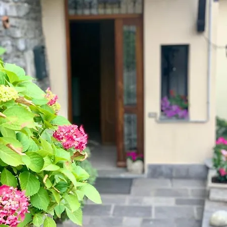 Reginaldo's Apart-hotel Nesso